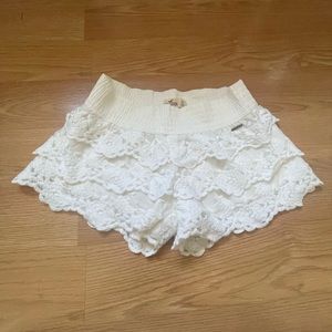 Hollister Lace shorts